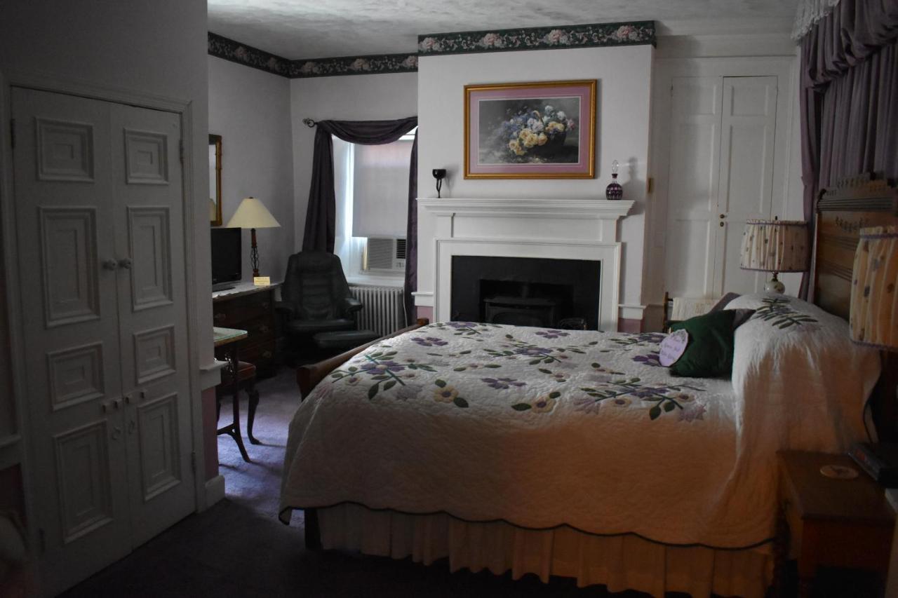 Churchtown Inn Bed And Breakfast Narvon Exterior photo
